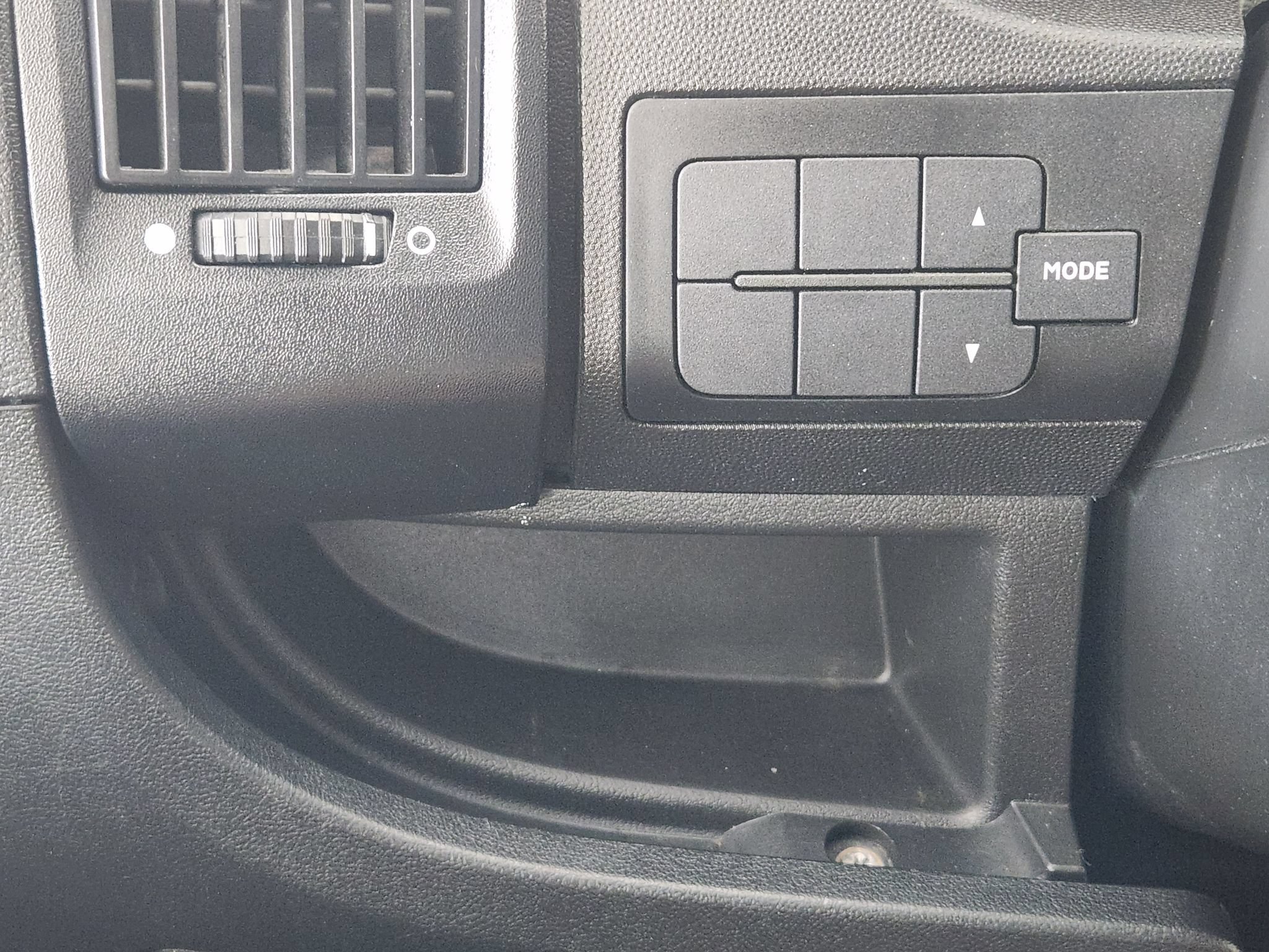 Used 2019 RAM ProMaster 2500 FWD image 19