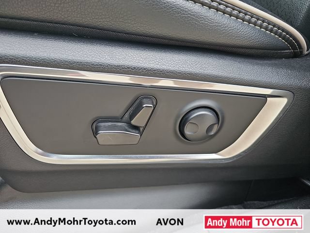 Used 2025 RAM 1500 Laramie AWD/4WD image 14