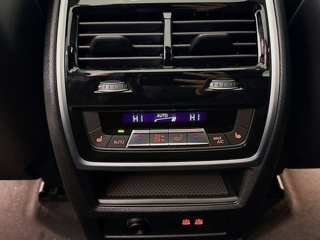 Used 2026 BMW X5 xDrive40i w/ Climate Comfort Package image 26