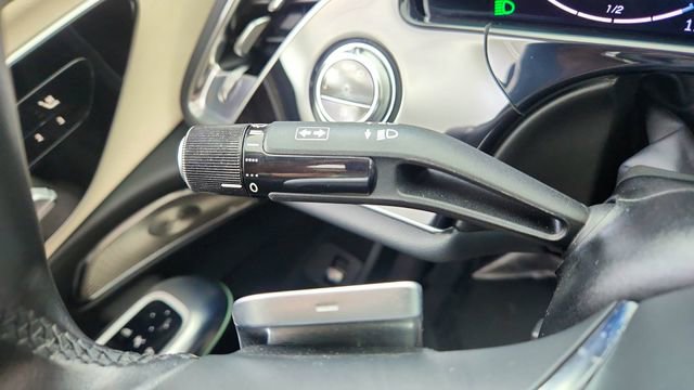 Used 2024 Mercedes-Benz E 350 4MATIC Sedan image 42