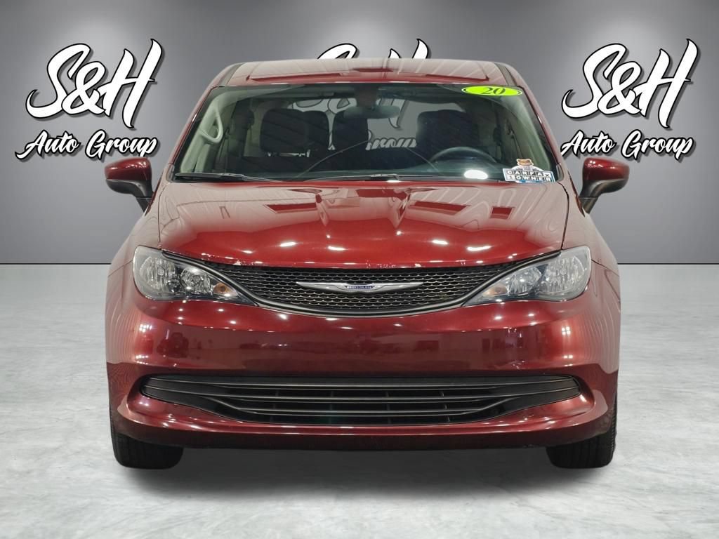 Used 2020 Chrysler Voyager L FWD image 10