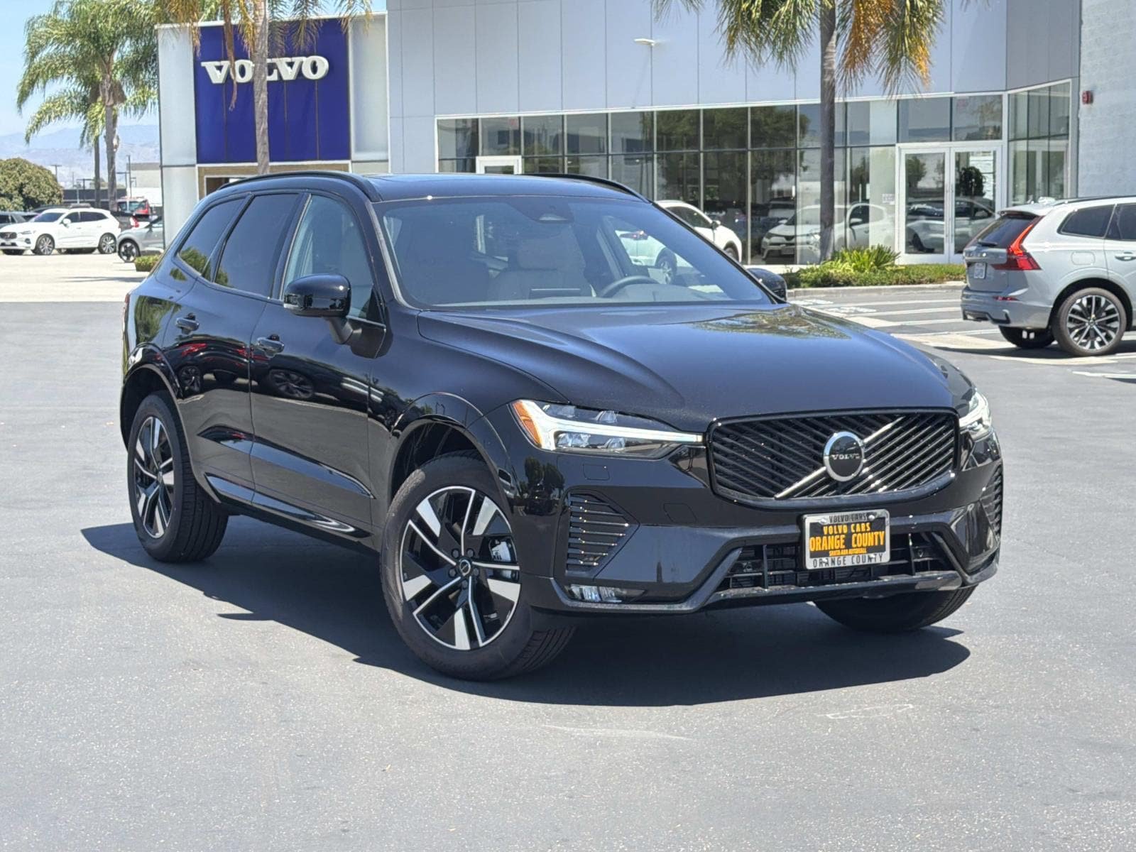 New 2026 Volvo XC60 B5 Core w/ Climate Package AWD/4WD image 1