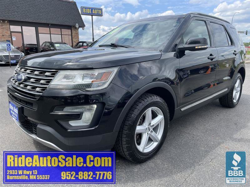 Used 2017 Ford Explorer XLT w/ Equipment Group 201A AWD/4WD image 1