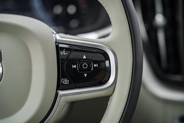 New 2026 Volvo XC60 B5 Ultra w/ Protection Package Premier image 28