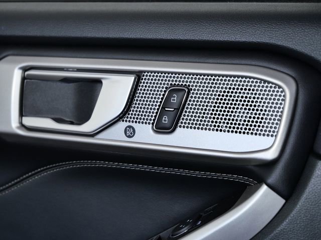 Certified 2024 Ford Explorer XLT w/ Equipment Group 202A AWD/4WD image 27