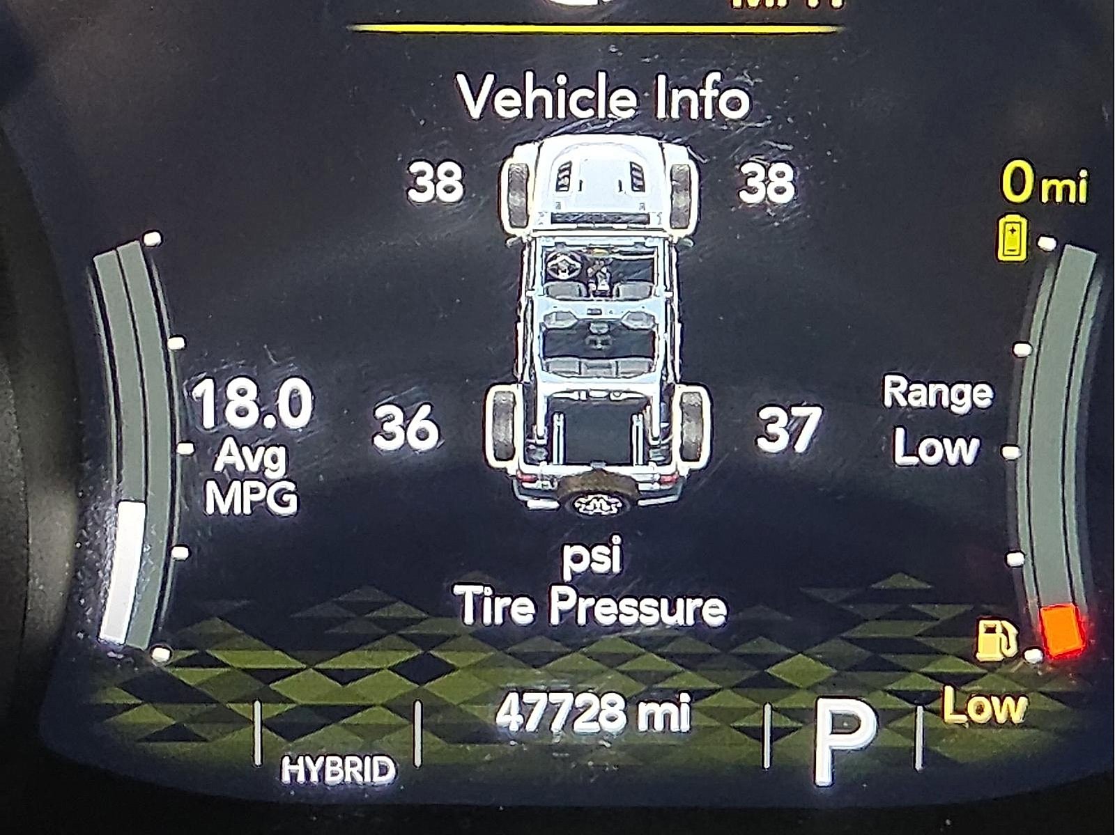 Used 2022 Jeep Wrangler Unlimited Sahara w/ Cold Weather Group image 23