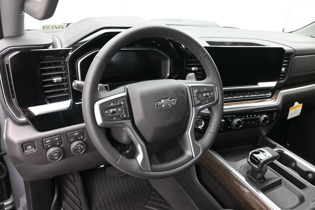 New 2026 Chevrolet Silverado 1500 LT Trail Boss w/ Convenience Package II AWD/4WD image 19