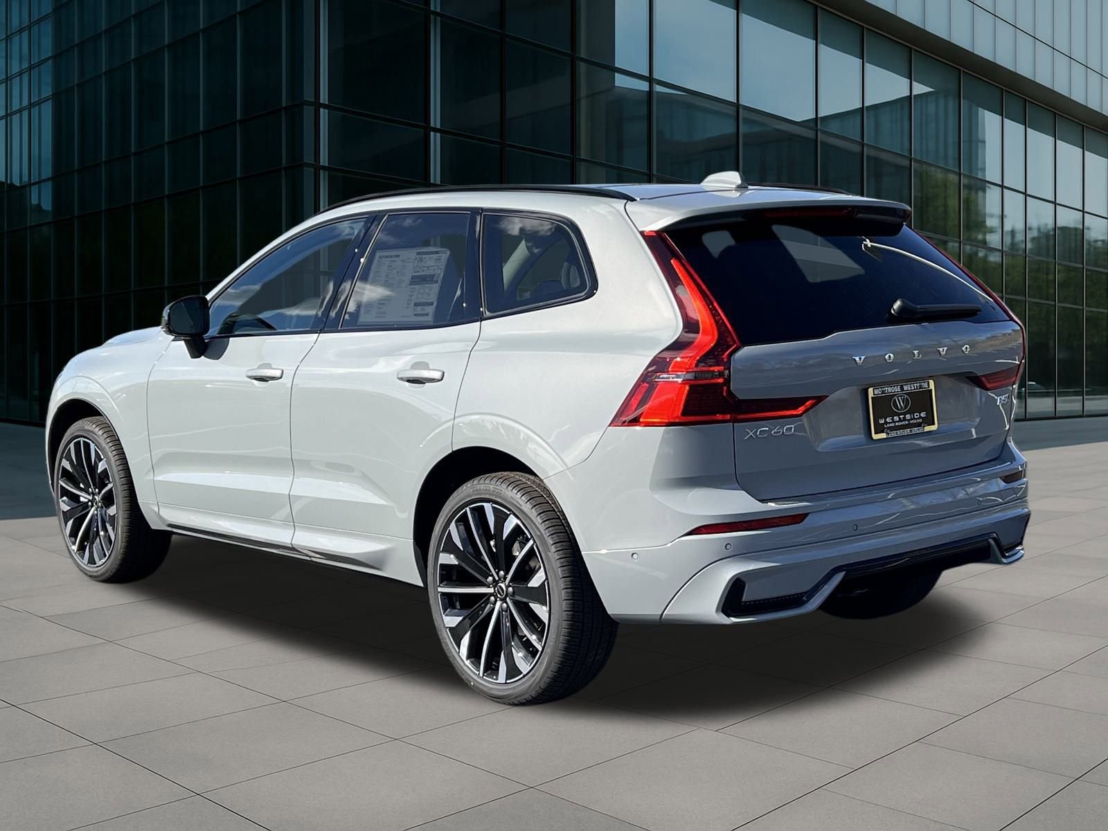 New 2026 Volvo XC90 B6 Plus w/ Protection Package Premier image 3