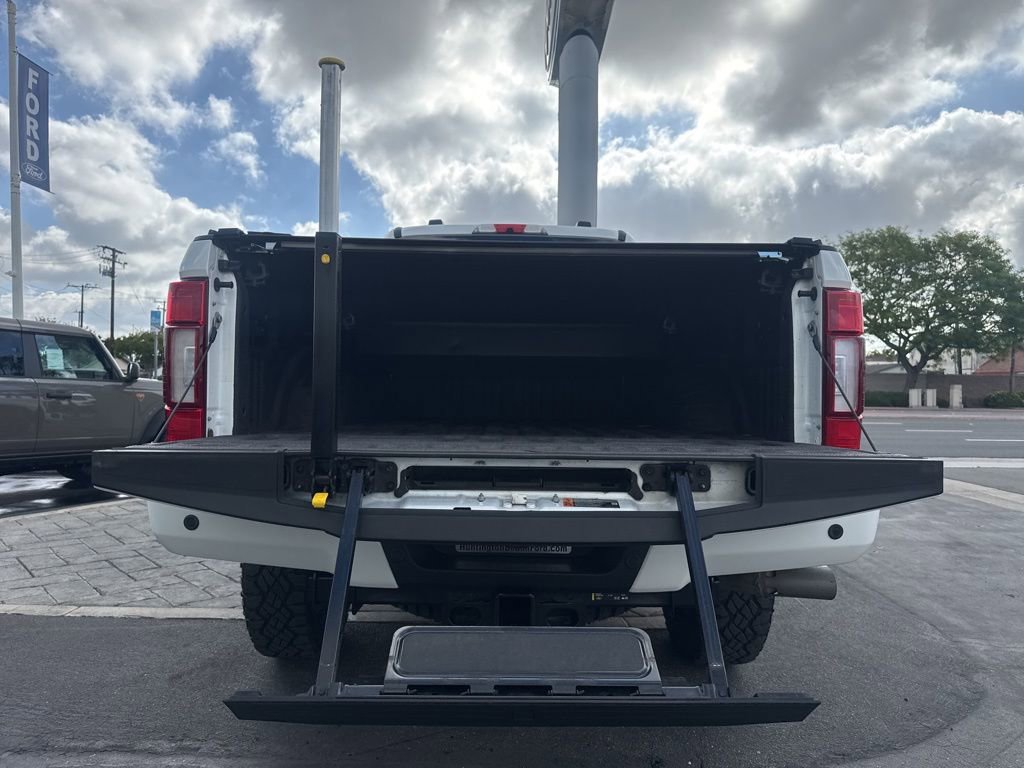 Used 2022 Ford F250 Lariat w/ Tremor Off-Road Package AWD/4WD image 10