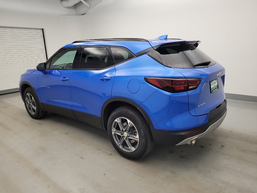 Used 2024 Chevrolet Blazer LT w/ Convenience Package FWD image 3