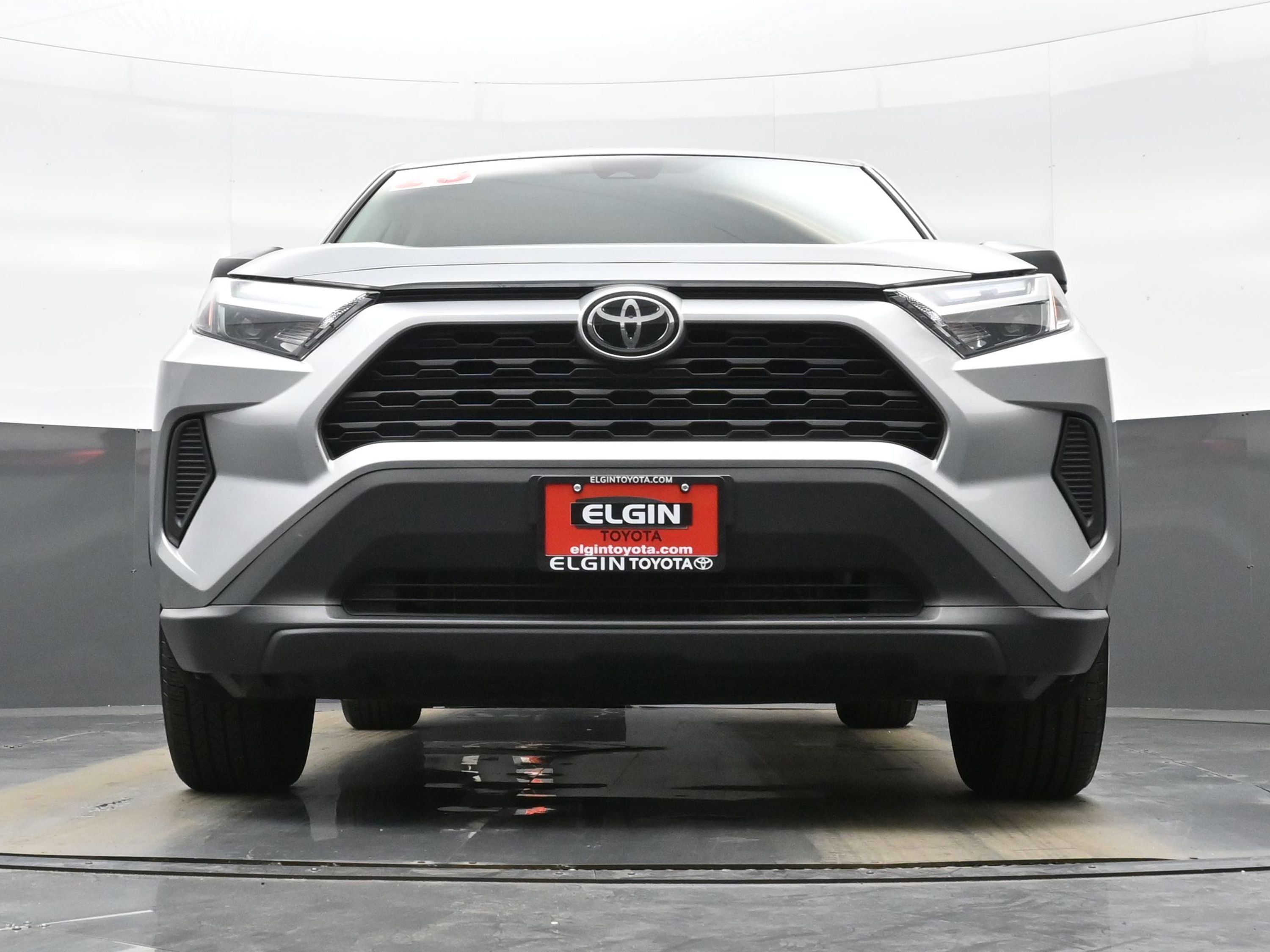 Used 2023 Toyota RAV4 LE image 25