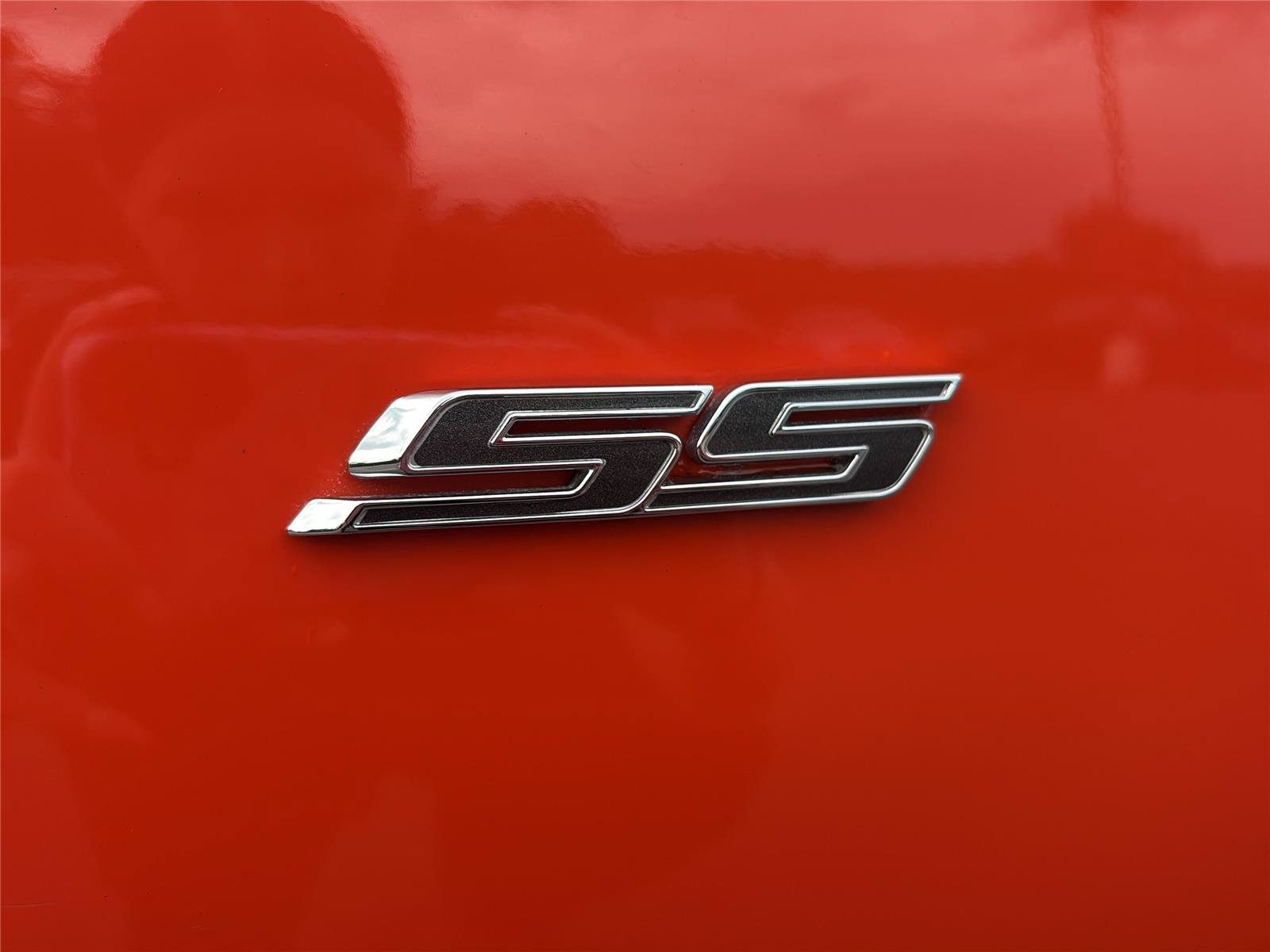 Used 2018 Chevrolet Camaro SS w/ Hot Wheels Edition RWD image 43