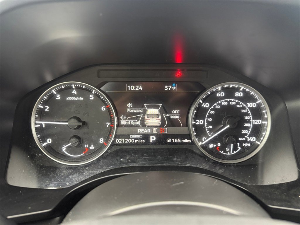 Used 2024 Mitsubishi Outlander SE image 16