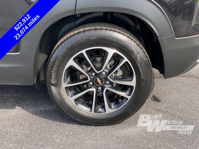 Used 2025 Chevrolet TrailBlazer LT w/ LT Cold Weather Package AWD/4WD image 16