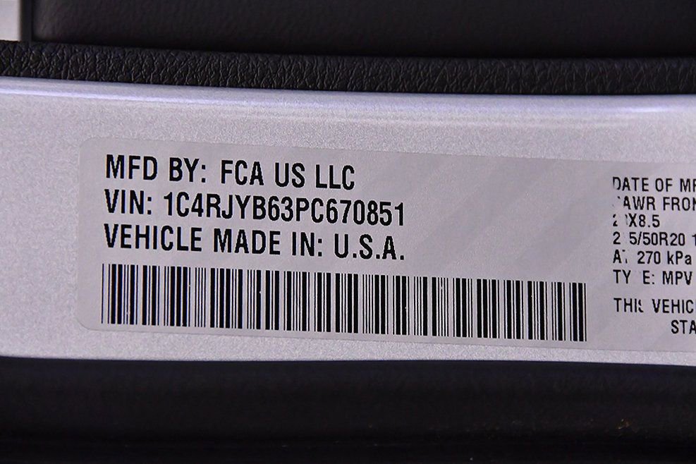 Used 2023 Jeep Grand Cherokee 4WD 4xe w/ Luxury Tech Group II image 13