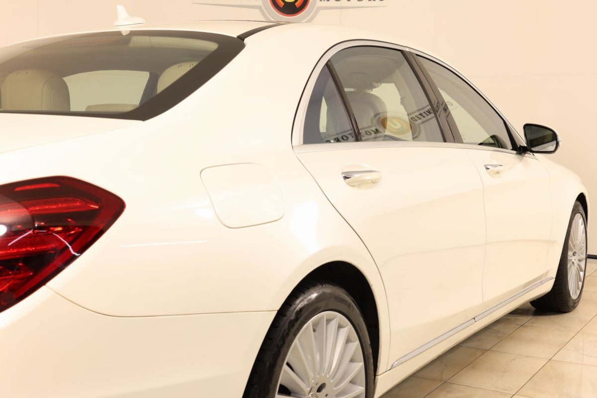 Used 2020 Mercedes-Benz S 560 4MATIC Sedan image 45