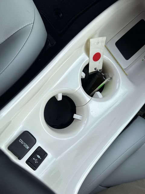 Used 2018 Toyota Prius Prime Advanced FWD image 28