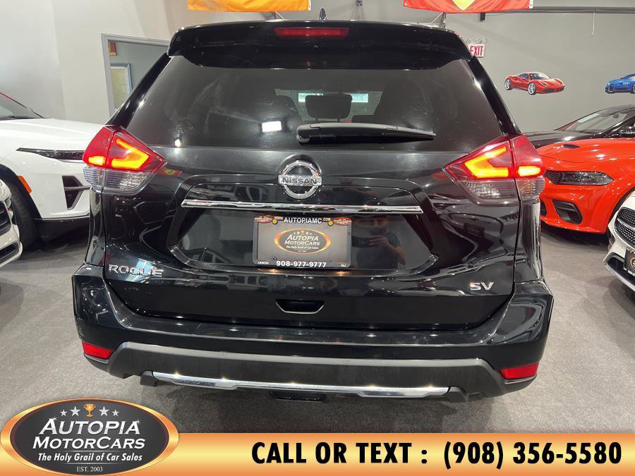 Used 2017 Nissan Rogue SV image 32
