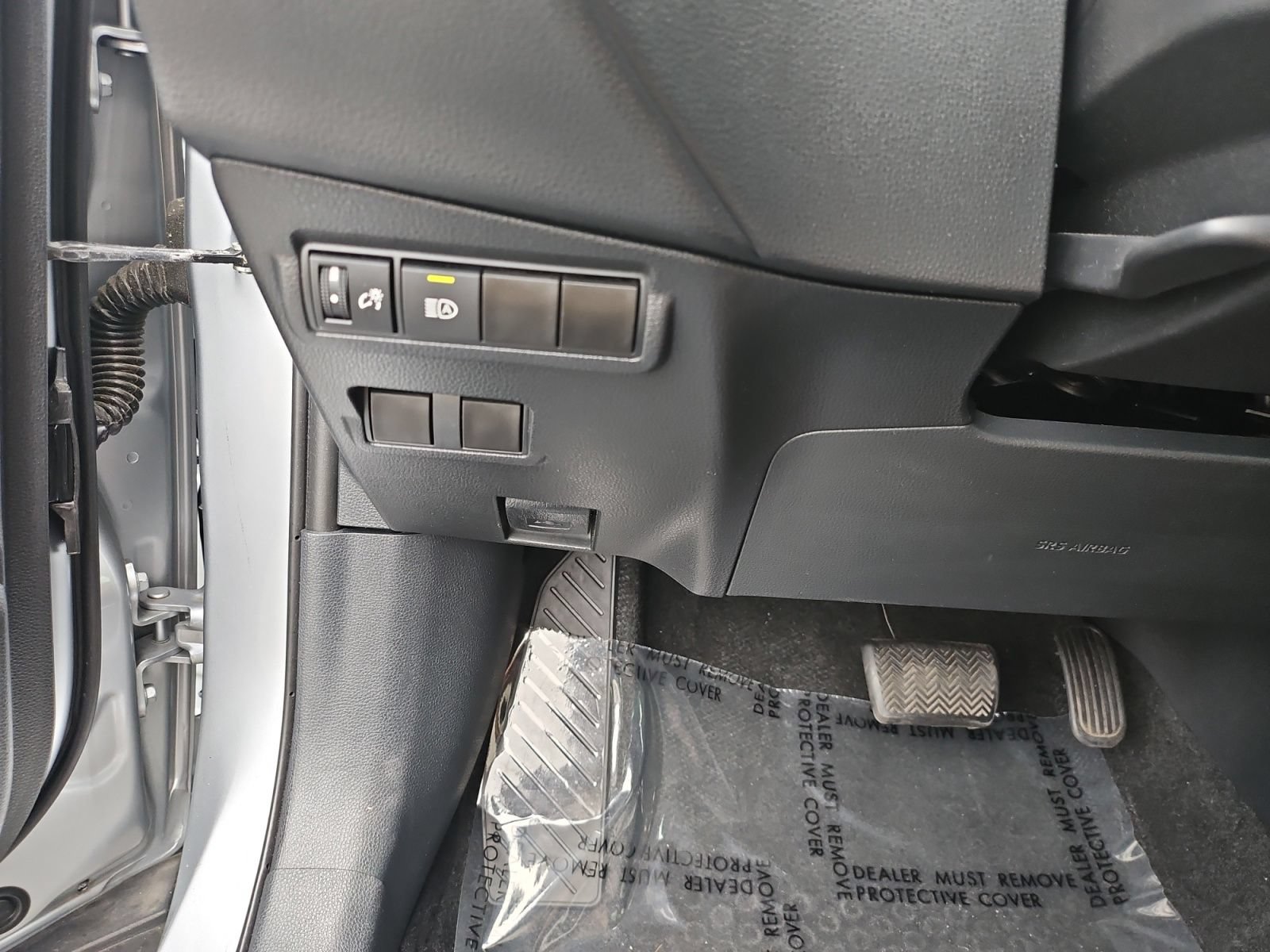 Used 2023 Toyota Corolla Cross LE w/ Moonroof Package FWD image 25