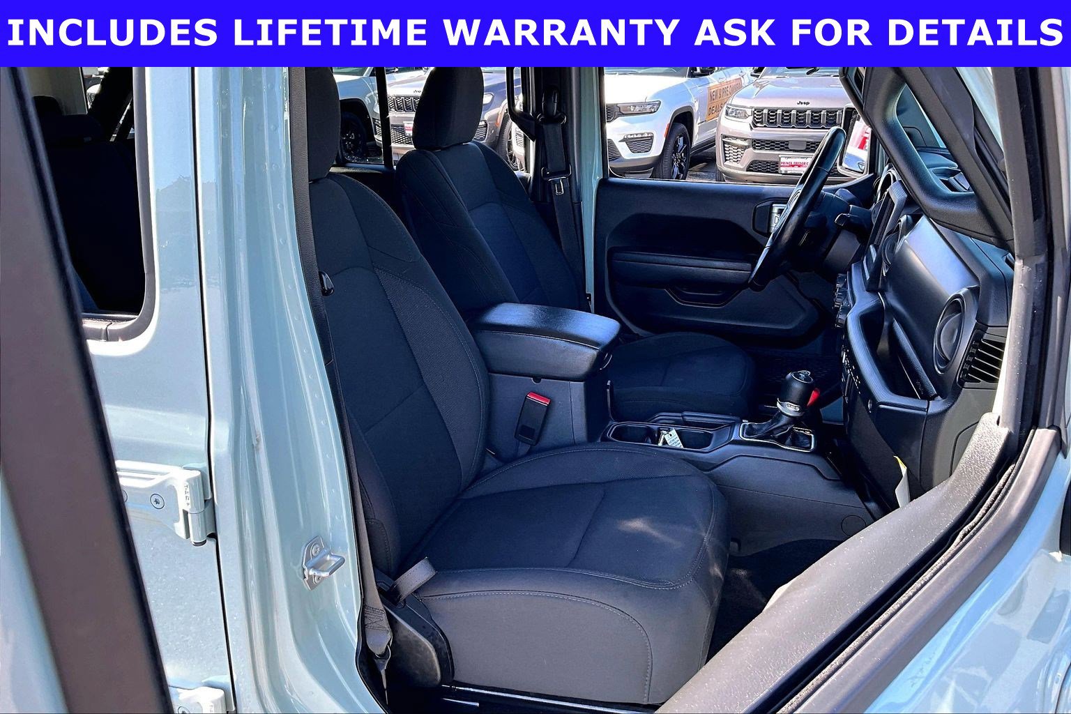 Used 2023 Jeep Wrangler Unlimited w/ Cold Weather Group AWD/4WD image 7