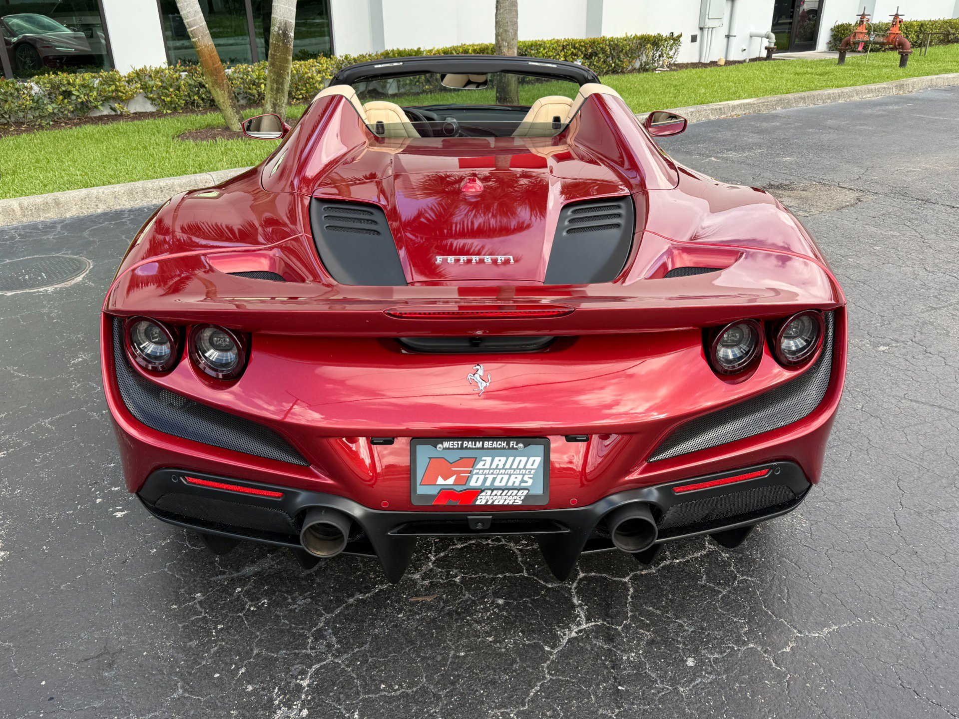 Used 2023 Ferrari F8 Tributo image 19