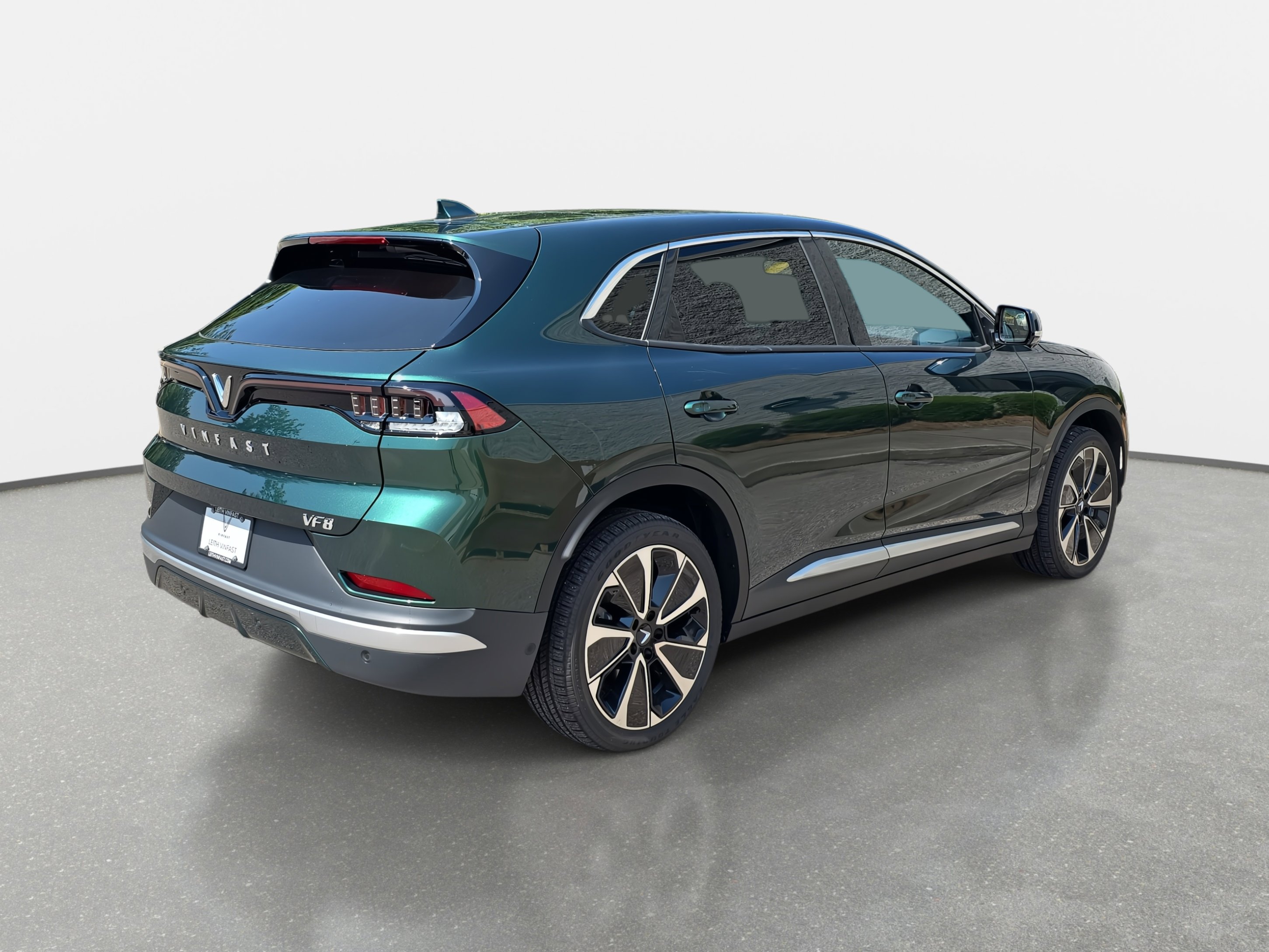 New 2025 VinFast VF 8 Plus image 5