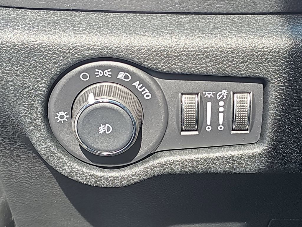 New 2026 Chrysler Pacifica Limited w/ S Appearance Package image 31