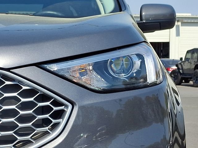 Used 2023 Ford Edge SEL w/ Convenience Package image 9