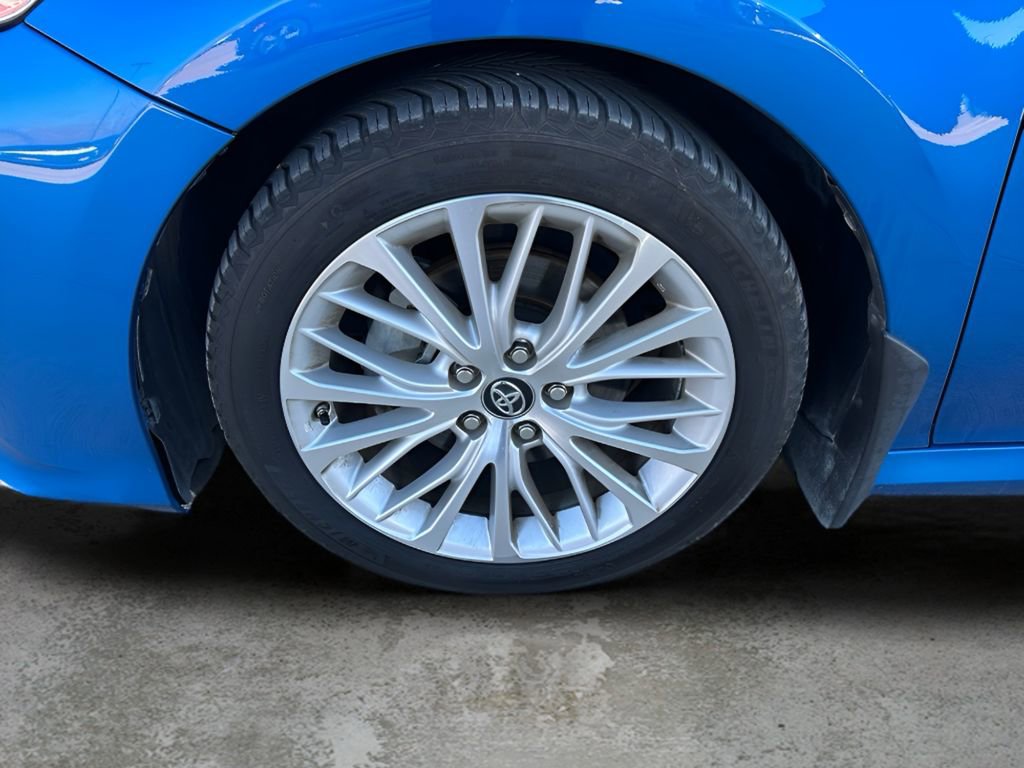 Used 2019 Toyota Camry XLE image 29