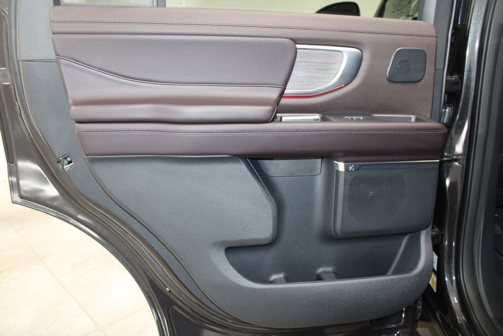 New 2026 Ford Expedition Platinum image 22