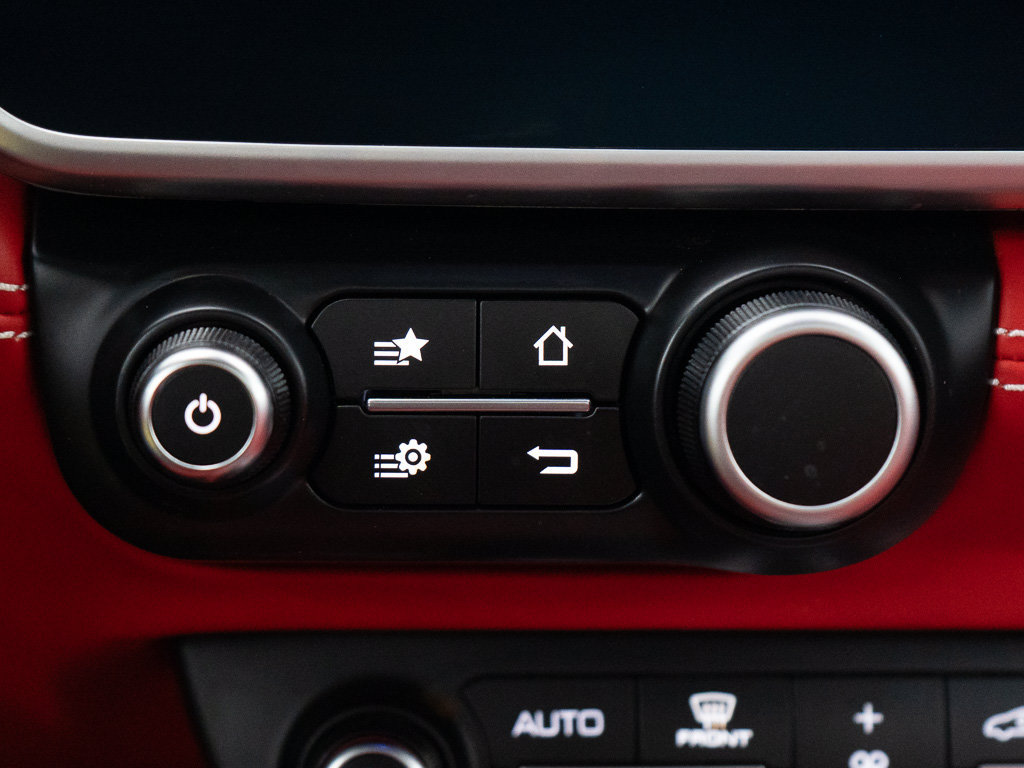 Used 2020 Ferrari Portofino RWD image 40