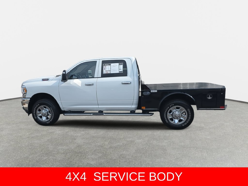 Used 2024 RAM 2500 Tradesman w/ Chrome Appearance Group AWD/4WD image 8