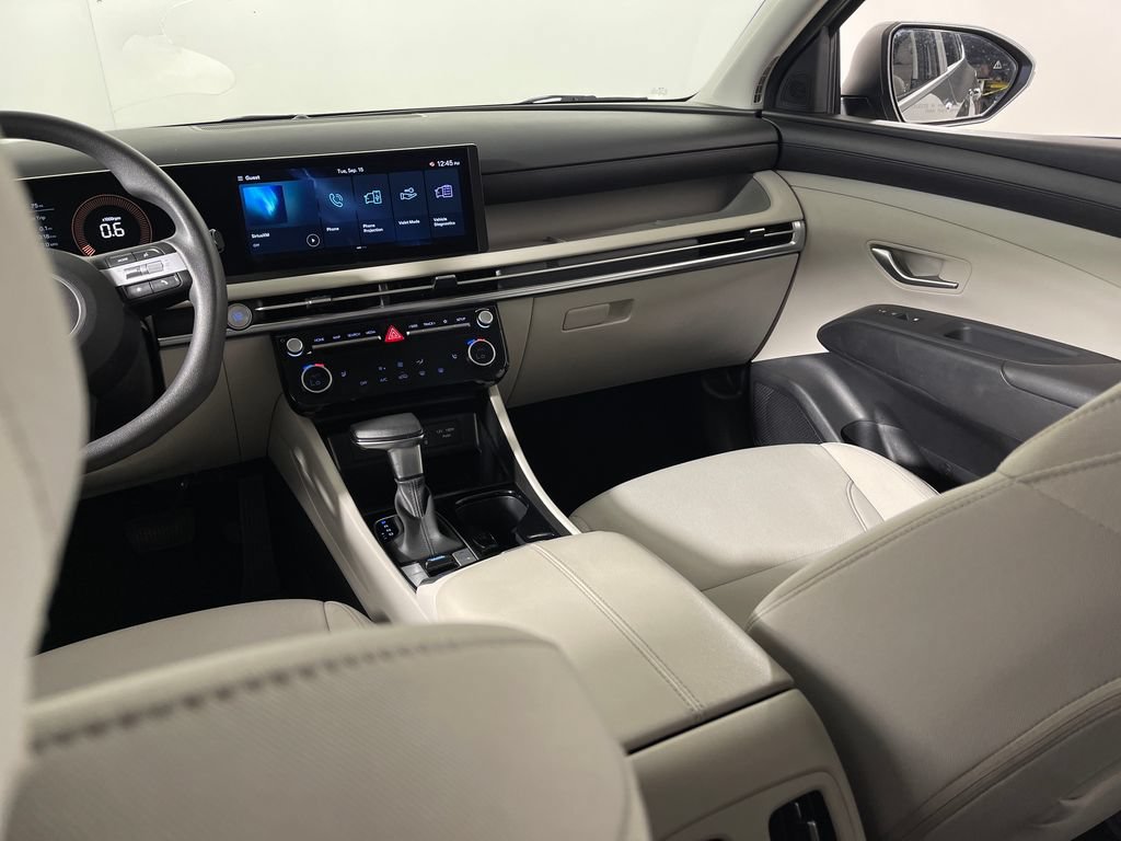 Certified 2025 Hyundai Tucson SEL FWD image 18