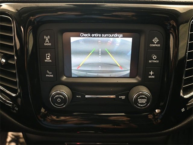 Used 2018 Jeep Compass Altitude image 27