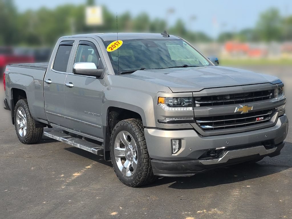 Used 2017 Chevrolet Silverado 1500 LTZ Z71 w/ LTZ Plus Package AWD/4WD image 11