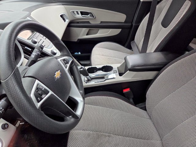 Used 2017 Chevrolet Equinox LT AWD/4WD image 4