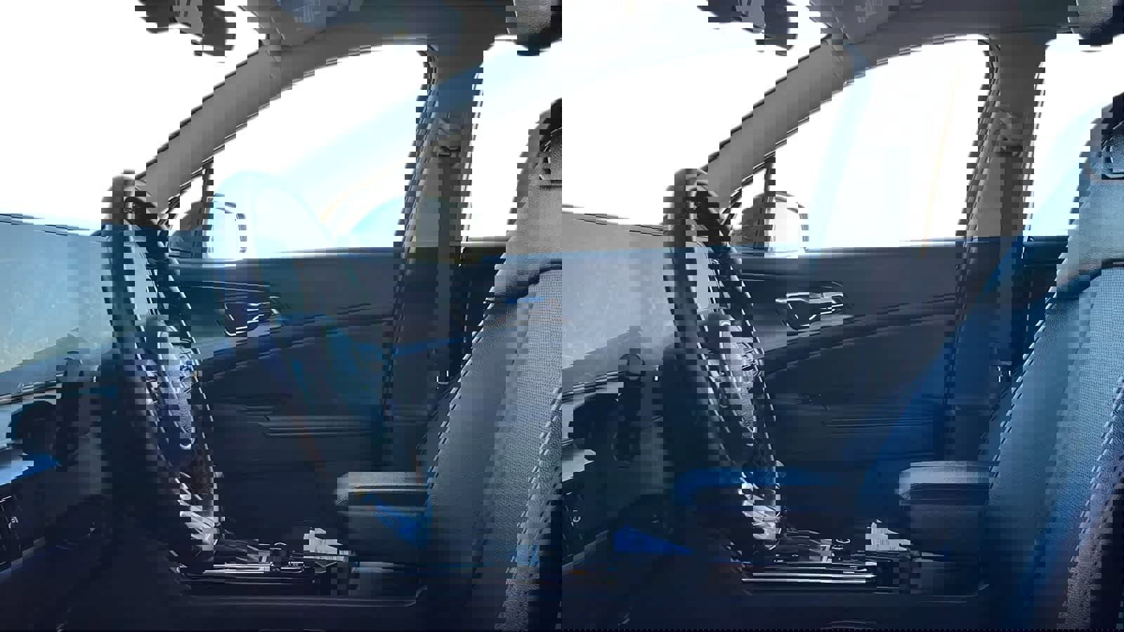 Used 2024 Kia Sportage EX image 11