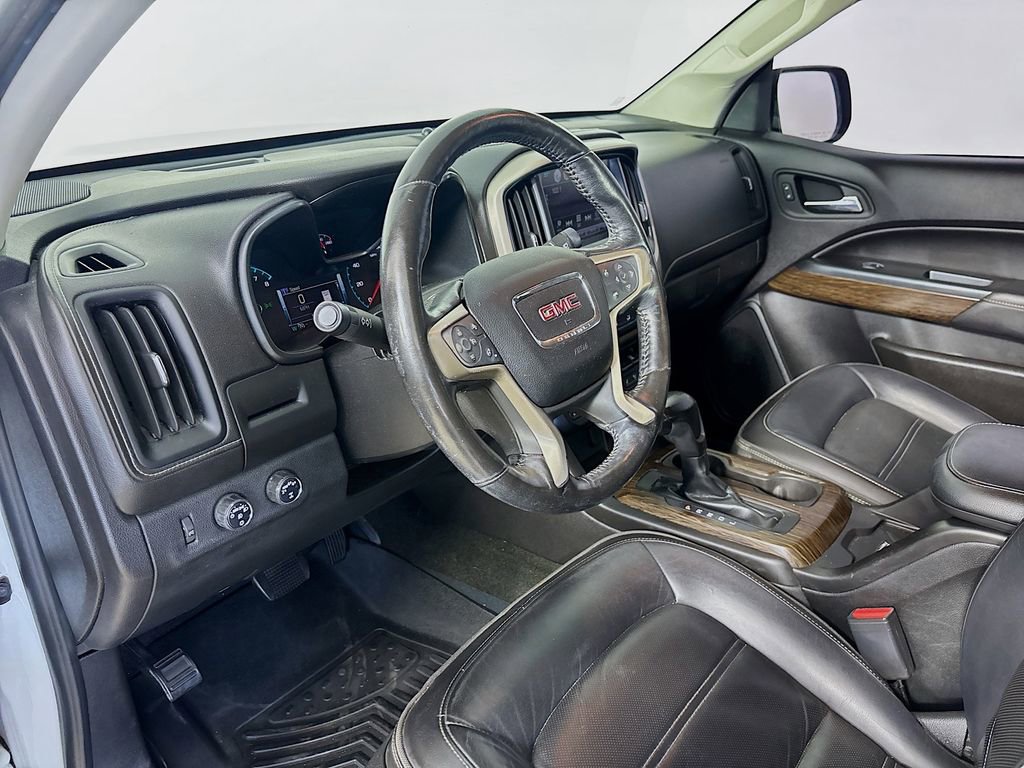 Used 2018 GMC Canyon Denali image 9