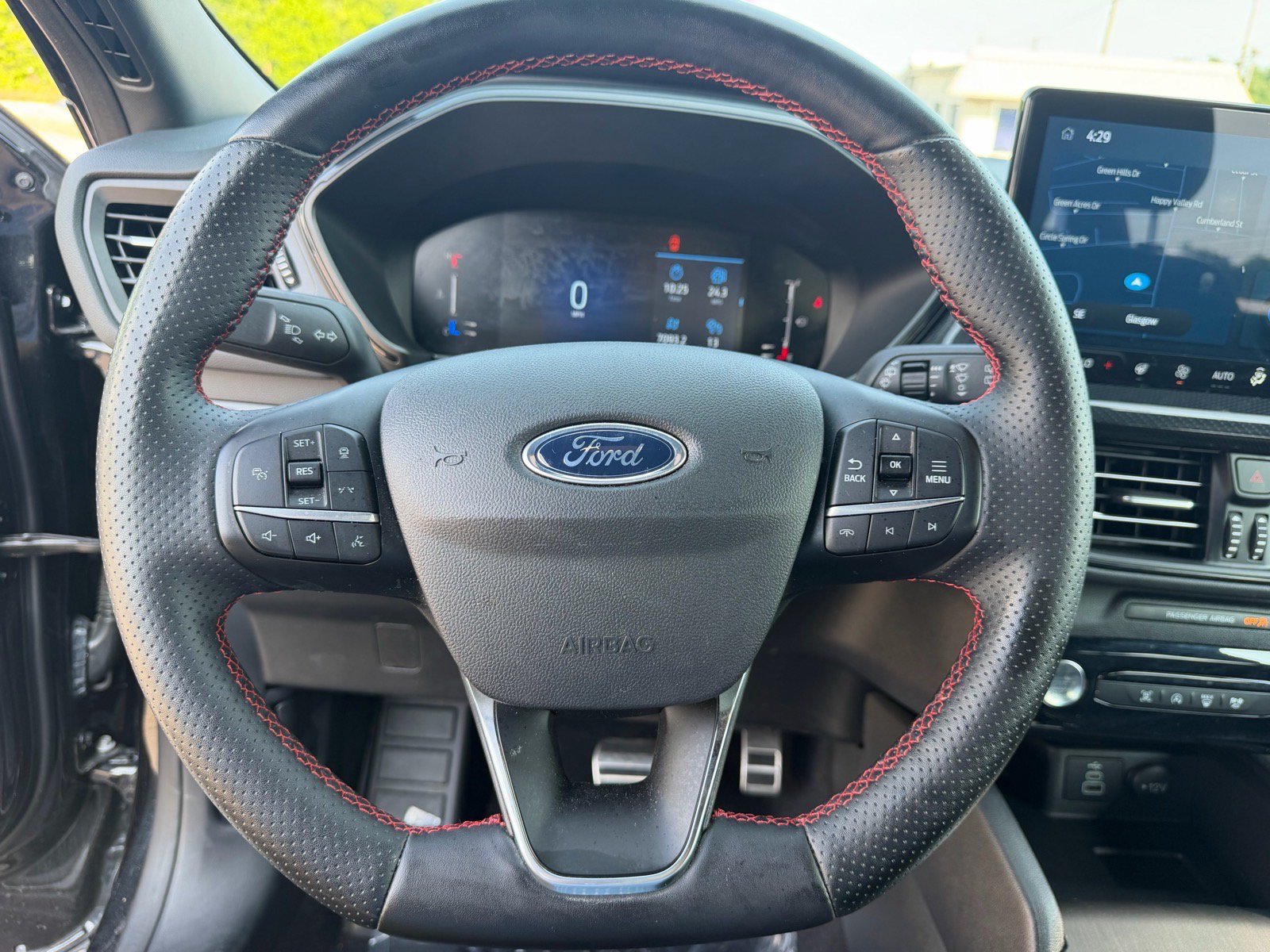 Used 2024 Ford Escape ST-Line w/ Tech Pack #1 FWD image 30