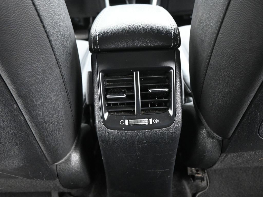 Used 2018 Kia Niro EX image 21