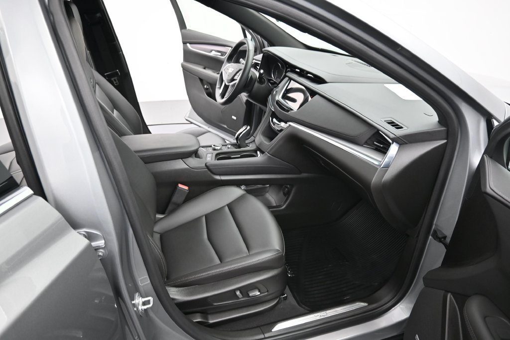 Used 2025 Cadillac XT5 Luxury AWD/4WD image 31
