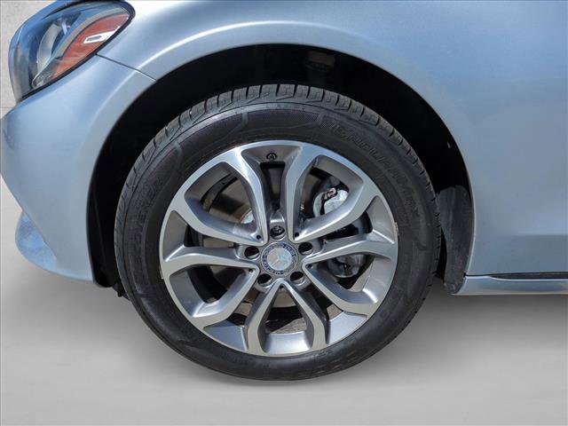 Used 2015 Mercedes-Benz C 300 4MATIC Sedan image 24