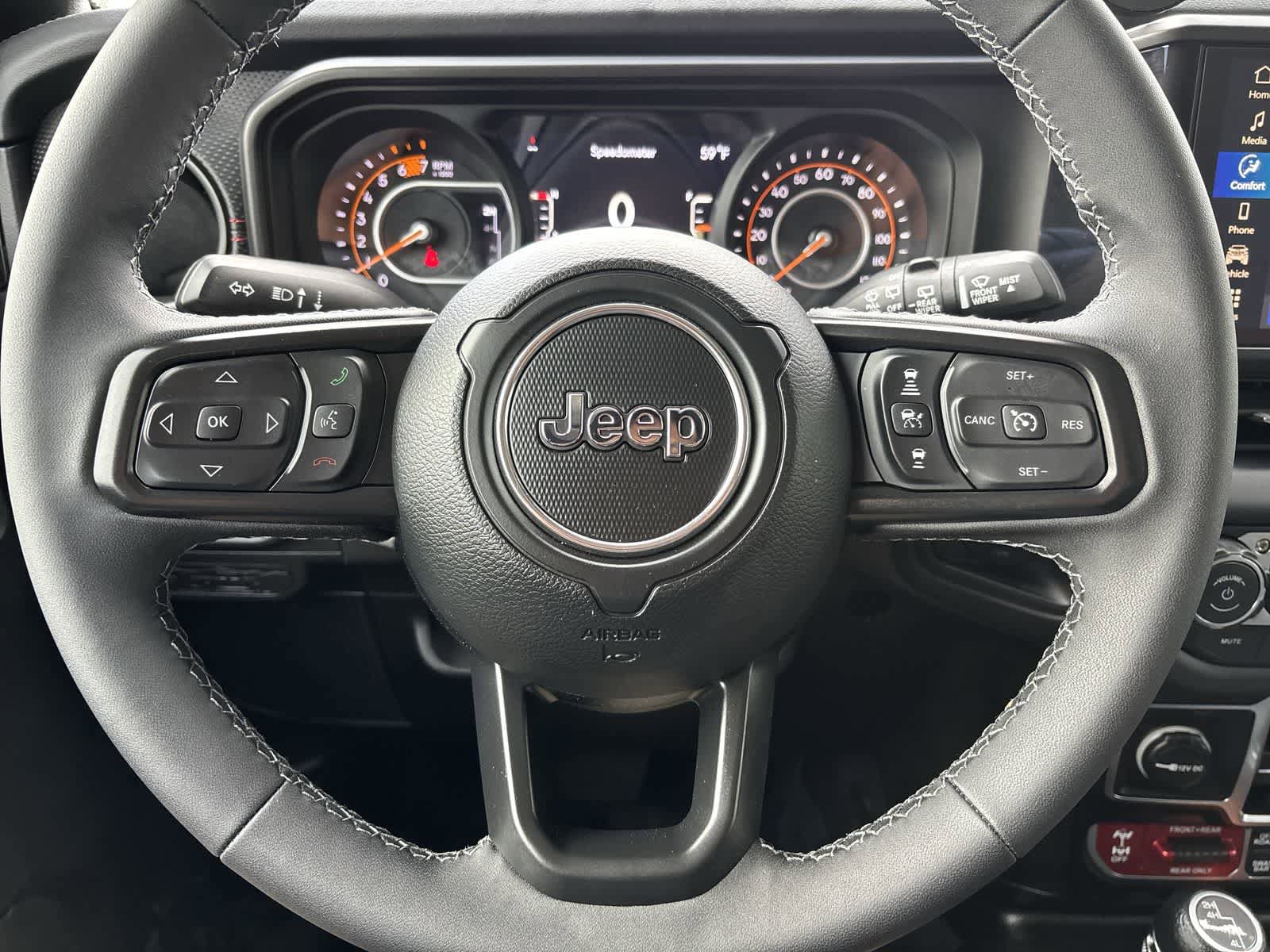 Used 2026 Jeep Wrangler Unlimited Rubicon AWD/4WD image 12