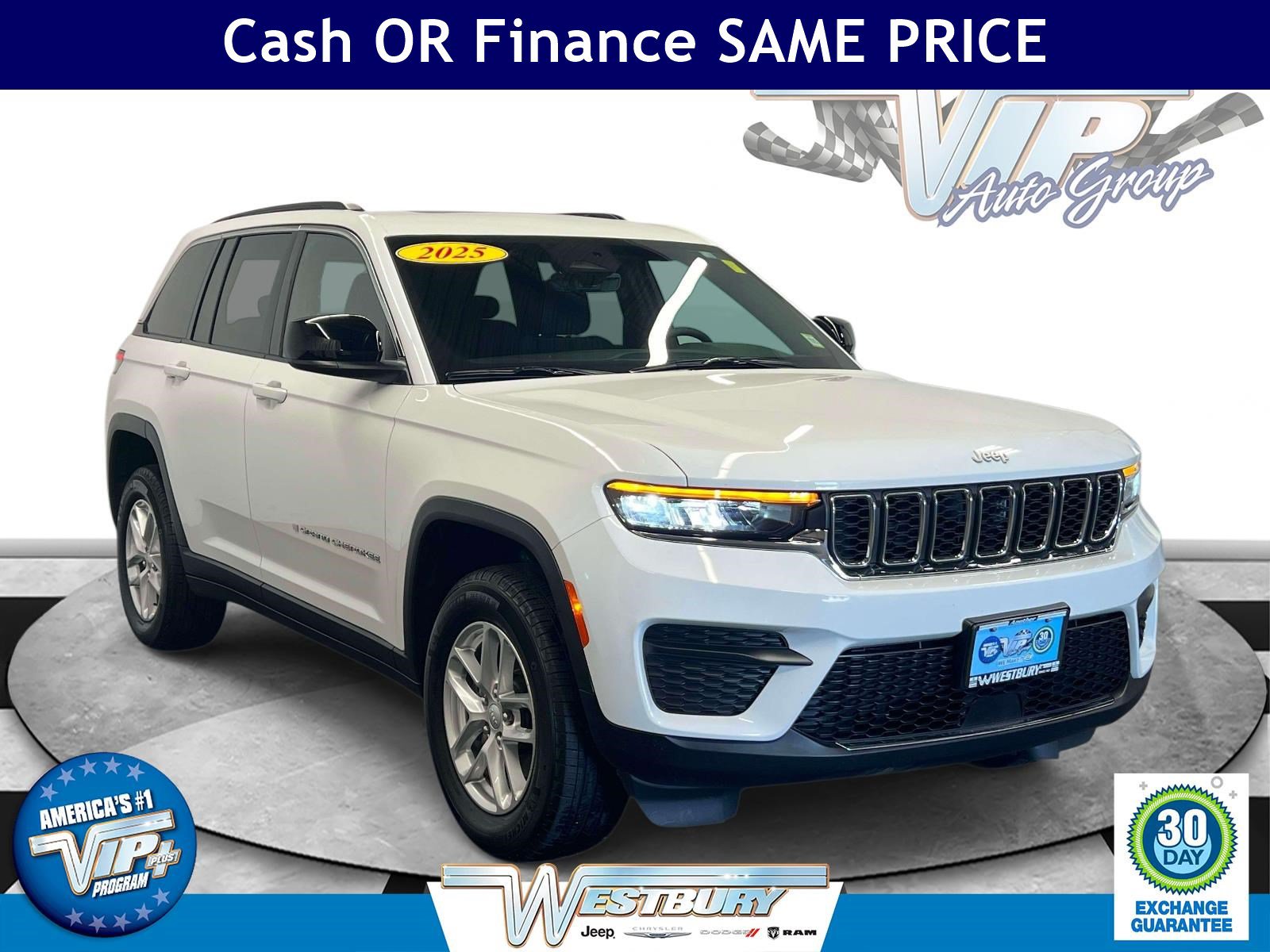 Used 2025 Jeep Grand Cherokee Laredo X w/ Luxury Tech Group I AWD/4WD image 1