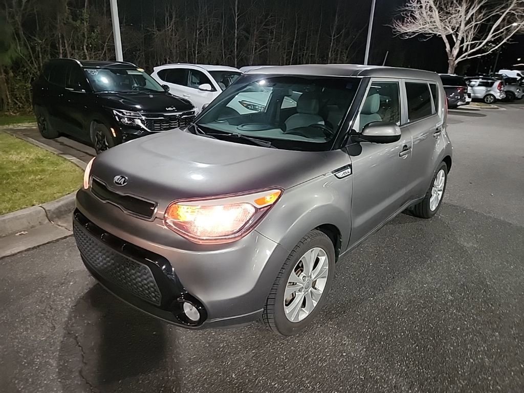 Certified 2016 Kia Soul + image 2