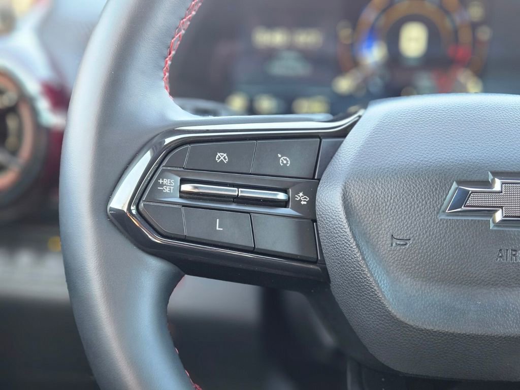 Used 2025 Chevrolet Equinox RS w/ Safety and Technology Package image 24