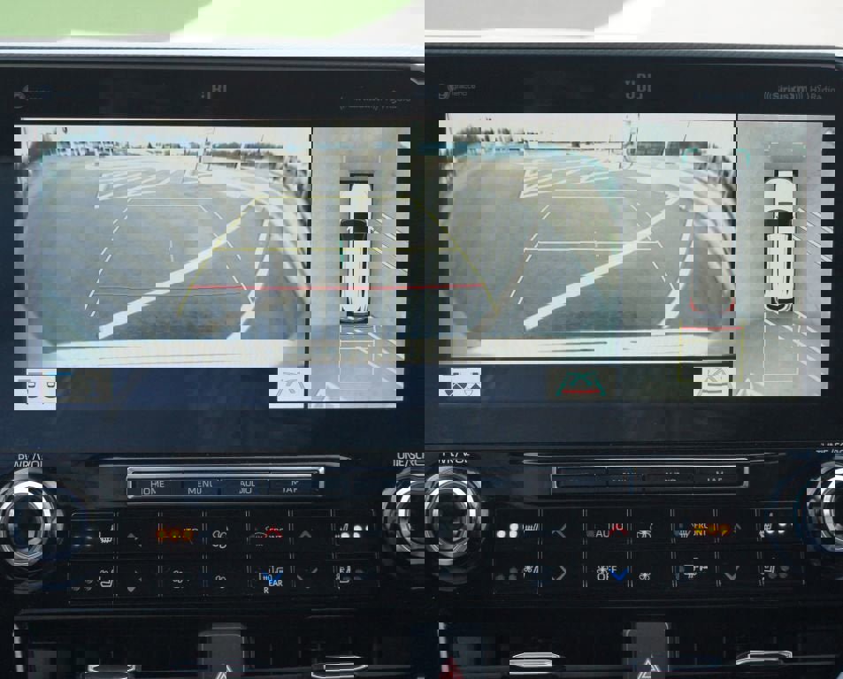 Used 2022 Toyota Highlander Platinum image 8