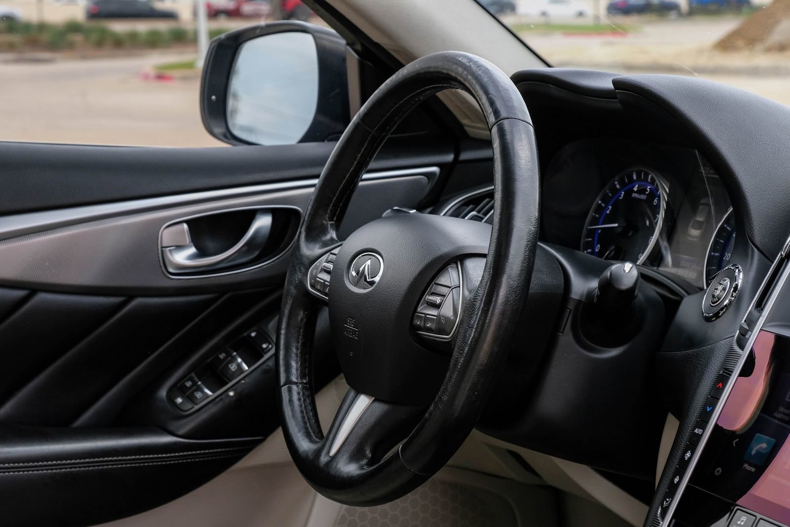 Used 2015 INFINITI Q50 Premium w/ Navigation Package AWD/4WD image 22