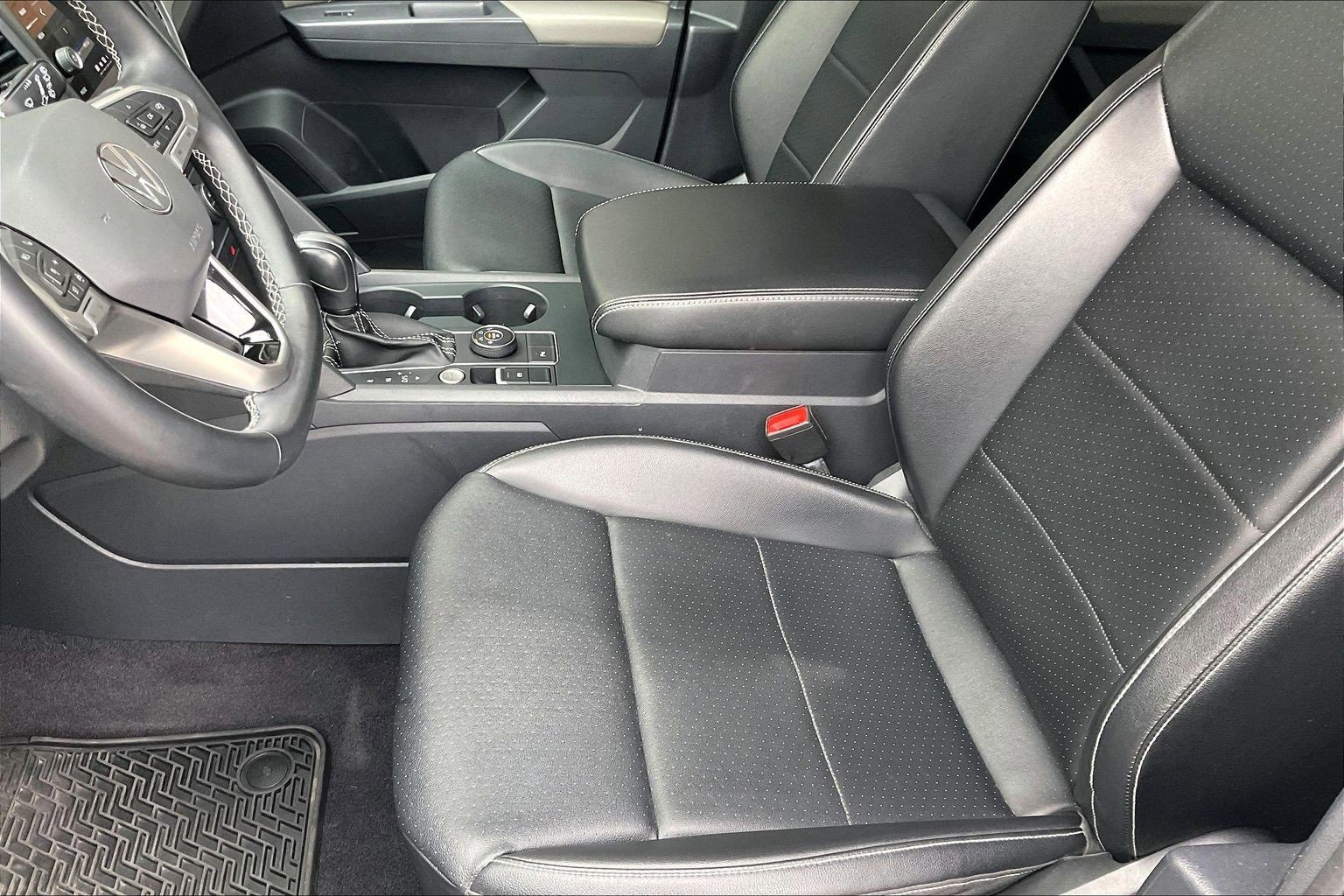 Used 2021 Volkswagen Atlas SE image 16