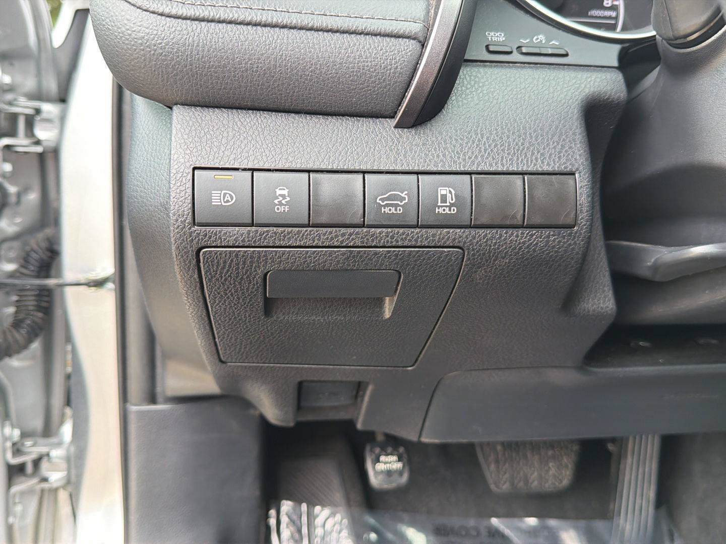 Used 2024 Toyota Camry LE FWD image 14